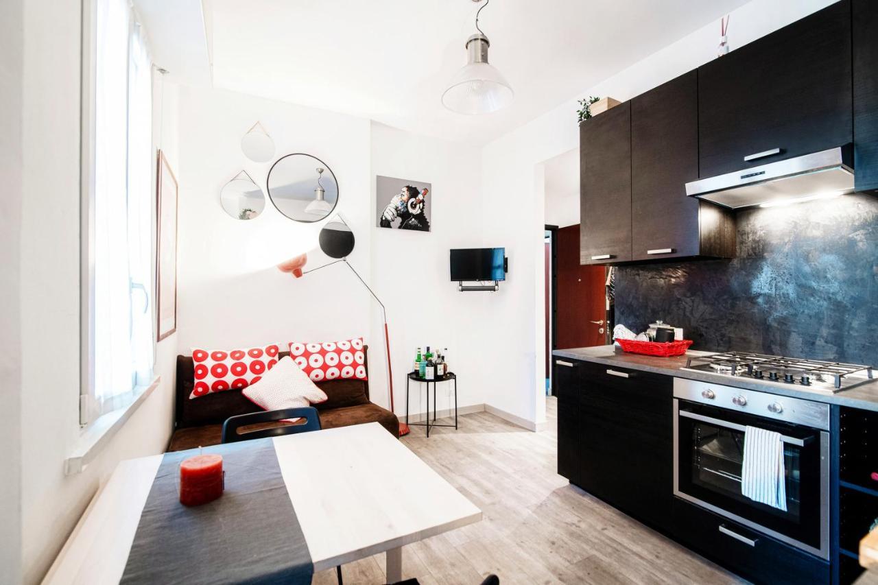 Apartment A Step From Lake Комо Екстер'єр фото